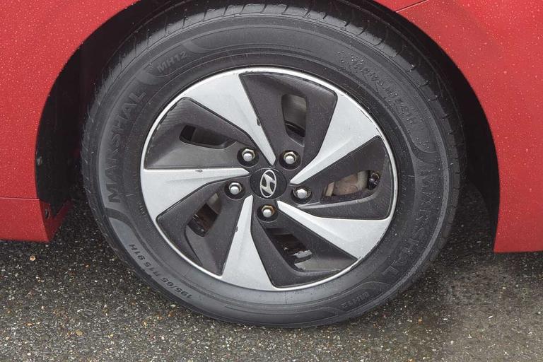Used Hyundai IONIQ GV18BVJ 4
