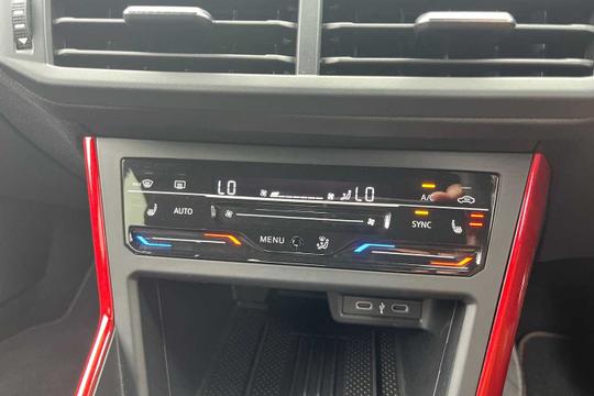 Volkswagen Polo Photo modix-77ec57816fb9e4ea10aea2dae6790cc977b074a4.jpg