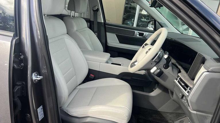 Used Hyundai SANTA FE WP25XRV 7