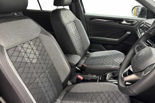 Volkswagen T-roc Photo modix-79fcbfa366334946a6832d63a7083d7638477ff8.jpg