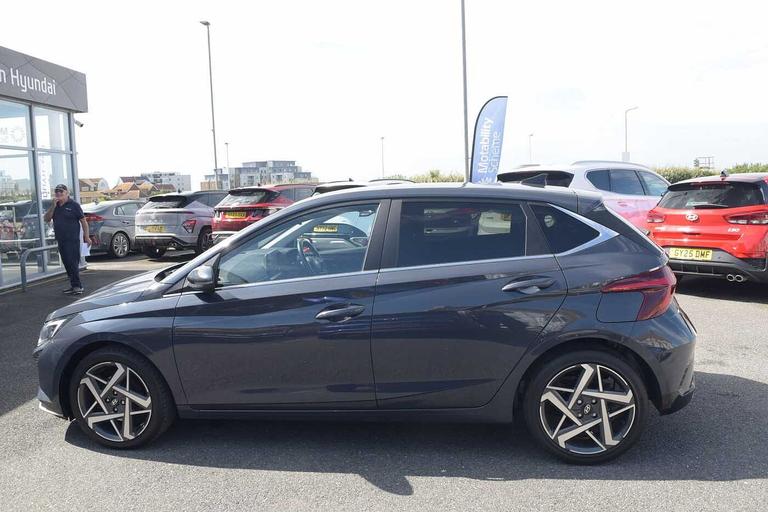 Used Hyundai i20 GV73UED 11