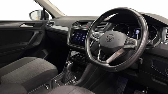 Volkswagen Tiguan Photo modix-7a4d1abf946289f67ad10dc517f34634815ffa0b.jpg