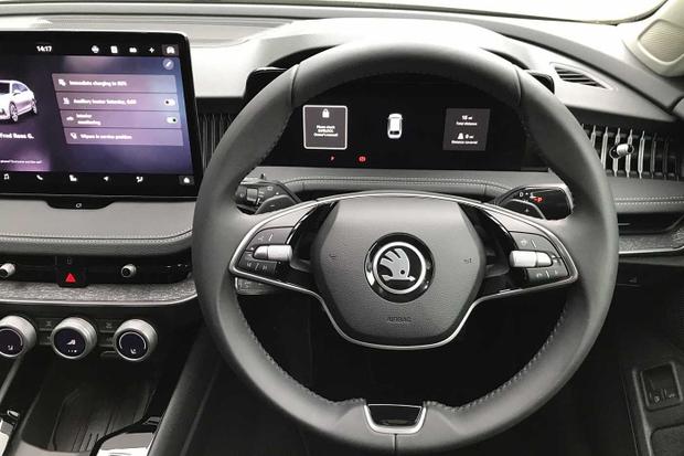 Used Skoda Superb Estate CV74WDC 16