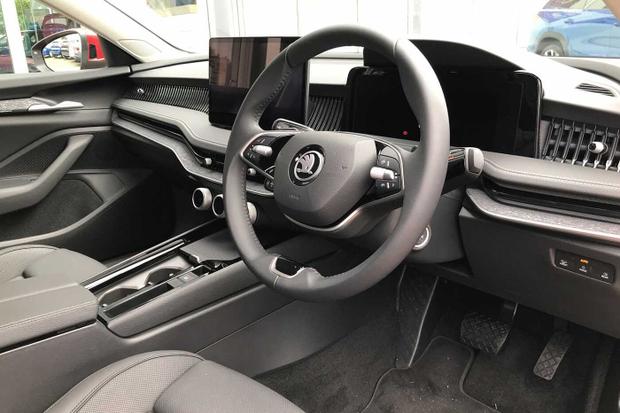 Used Skoda Superb CV74NBA 6