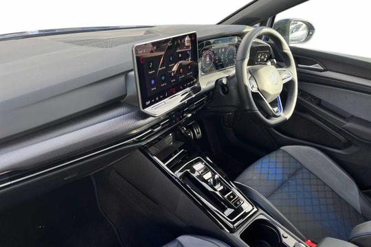 Volkswagen Golf Photo modix-7cd6e41968ccbf7bd4cbea0f42c62ba8e735f04e.jpg