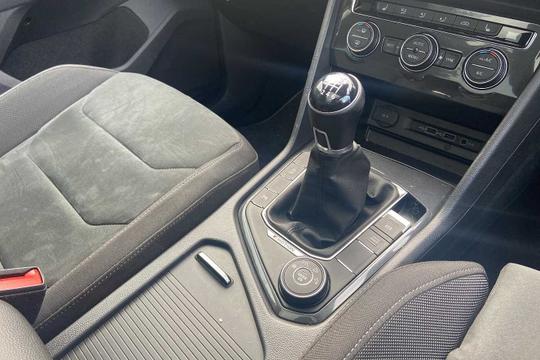 Volkswagen Tiguan Photo modix-7db2abeb569edd1ebee2498116ec67da6c5c5ea4.jpg