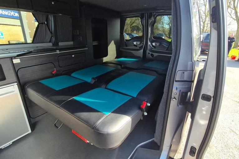 Used Vauxhall Vivaro L1 DY70BDE 15