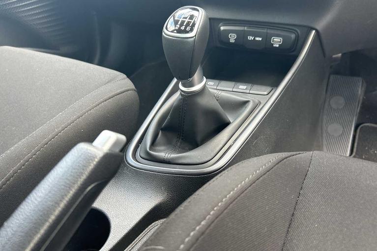 Used Hyundai i20 WR75HMK 8