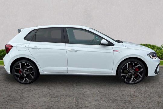 Volkswagen Polo Photo modix-7fcb4d7739bd3e5fcf82ff2325e20d6d8b1f7e03.jpg
