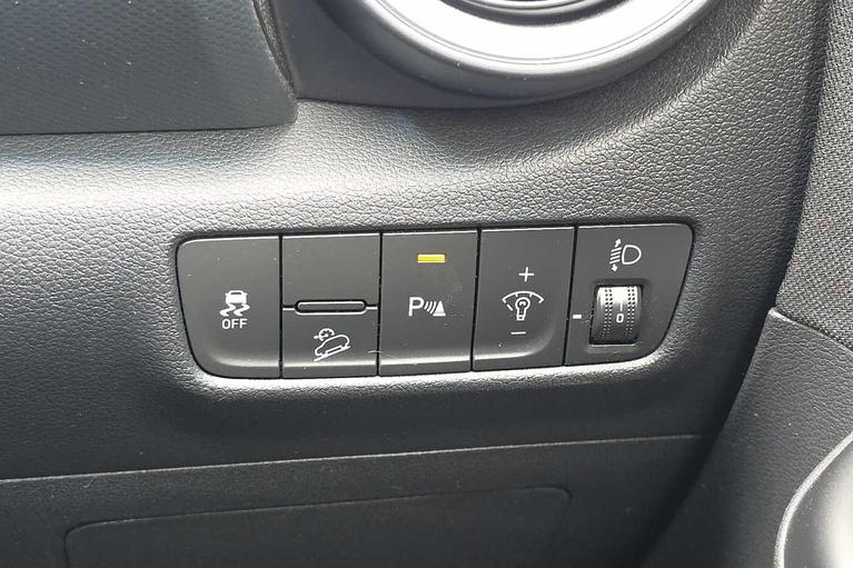 Used Hyundai KONA CU22XZF 20