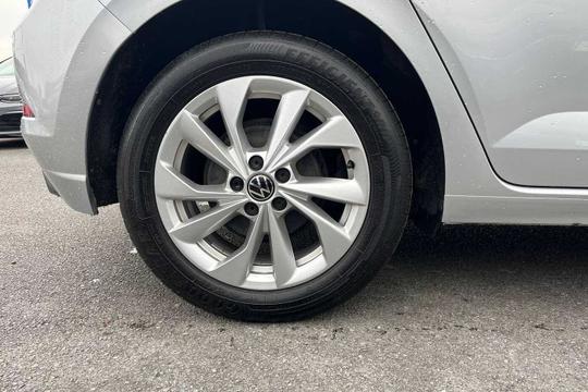 Volkswagen Polo Photo modix-811dcf8a719ce09cfc72d9bbb11f1213f7f0dee4.jpg