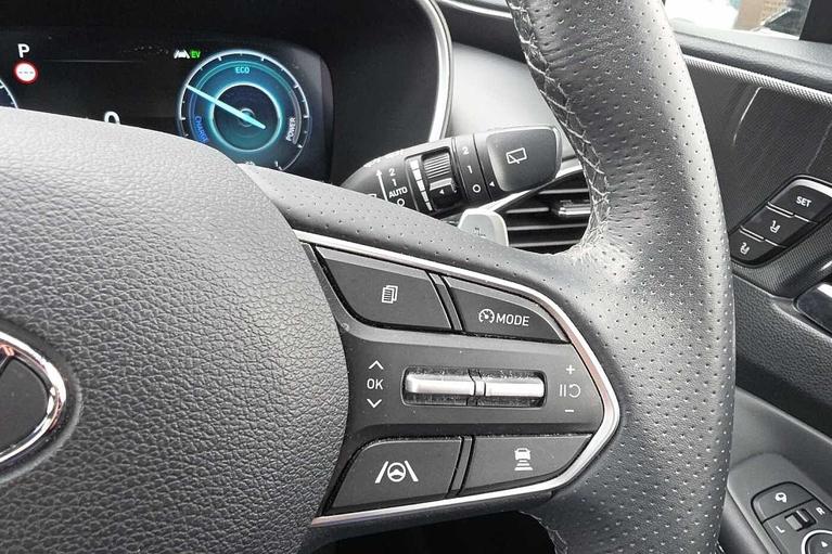 Used Hyundai SANTA FE CF22UZH 17