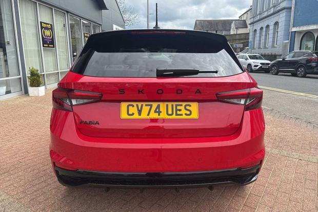 Used Skoda Fabia CV74UES 8