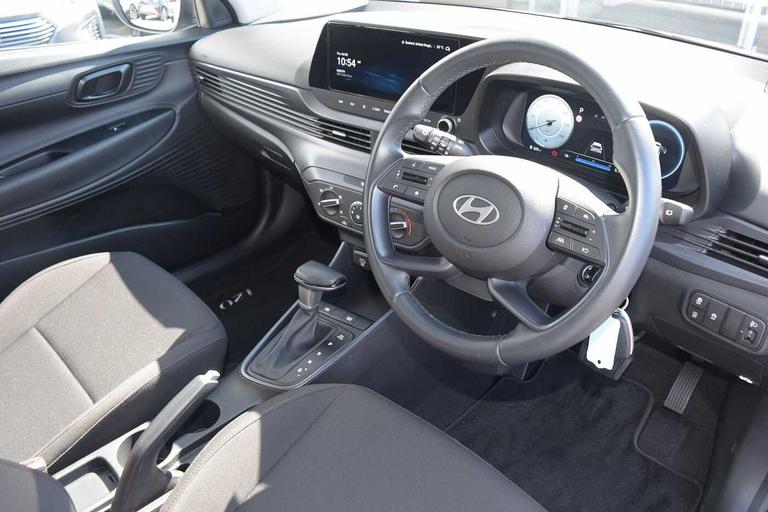 Used Hyundai i20 LB74PRZ 16