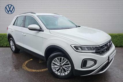 Used 2022 Volkswagen T-roc 1.5 TSI Life 5dr DSG at Martins Group