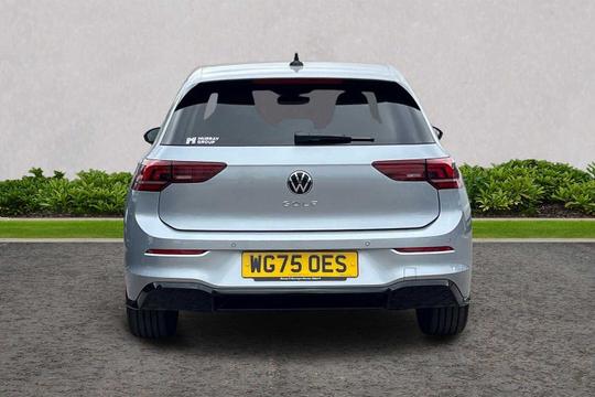 Volkswagen Golf Photo modix-81c8efc287cbec0c06783bcf4b20614f68e73508.jpg