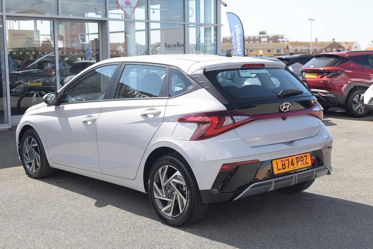 Used Hyundai i20 LB74PRZ 9