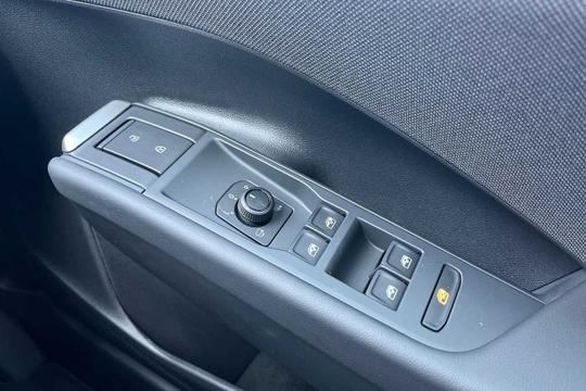 Volkswagen T-roc Photo modix-82708dd34ef60548b5ae75a0f7daa575450315fc.jpg