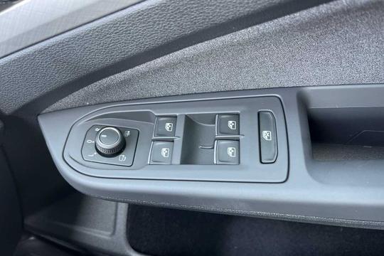 Volkswagen Golf Photo modix-82c36da494299cdae3e12ba3b80c4a8fdfd069f9.jpg