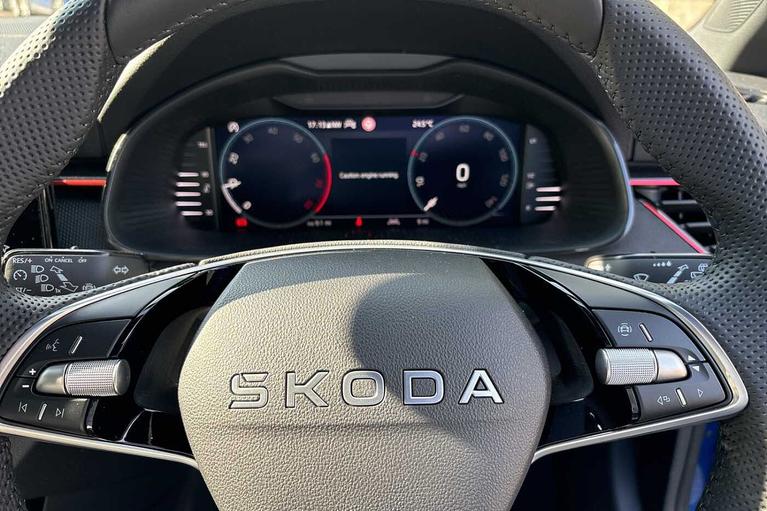 Used Skoda Kamiq WR26UBB 9