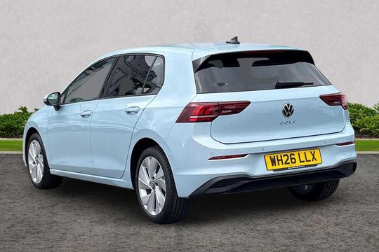 Volkswagen Golf Photo modix-82f56425253895cd35480ce6b95f6fae81c43f36.jpg
