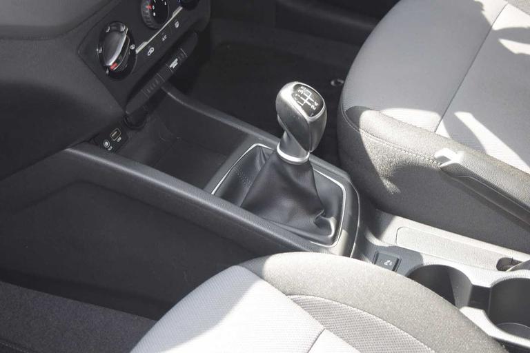 Used Hyundai i20 GX18OPC 13