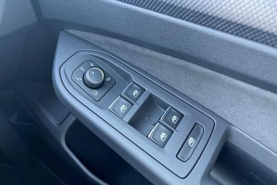 Volkswagen Golf Photo modix-86163940729c8965c6736db0addbb930f6d30813.jpg