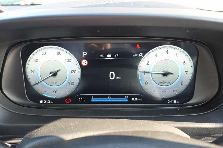Used Hyundai i20 RY25AXW 11