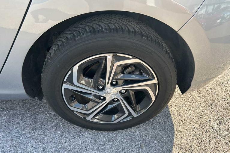 Used Hyundai i30 YM73PZK 16