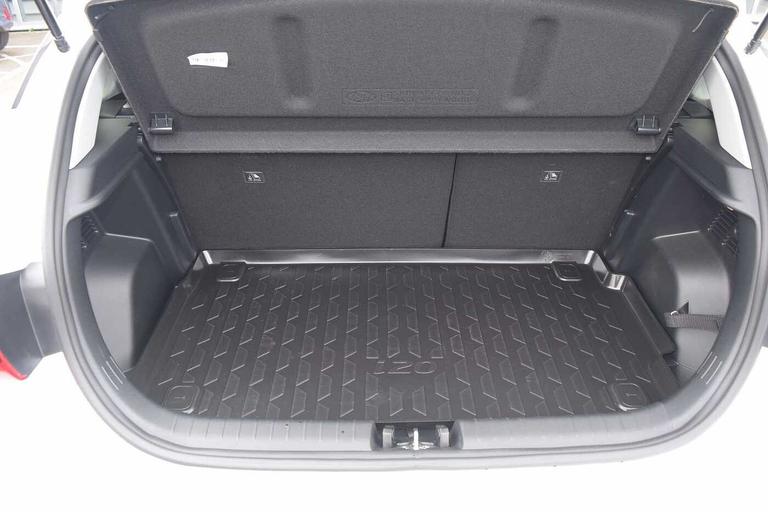 Used Hyundai i20 GV75AUH 15