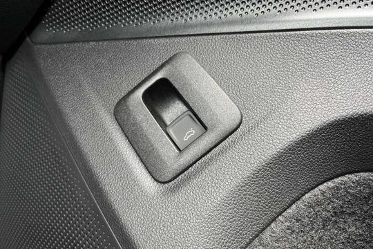 Volkswagen Tiguan Photo modix-89004e79dd562457542766a9cb8af90624dd2fd6.jpg