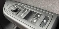 Volkswagen Golf Photo 16