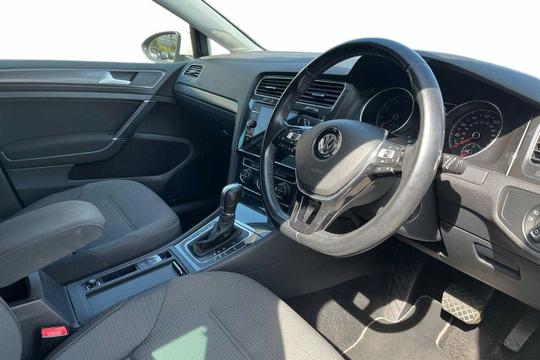 Volkswagen Golf Photo modix-8a21bee58c5a6e81d7fd4ee0baff740036c42c42.jpg