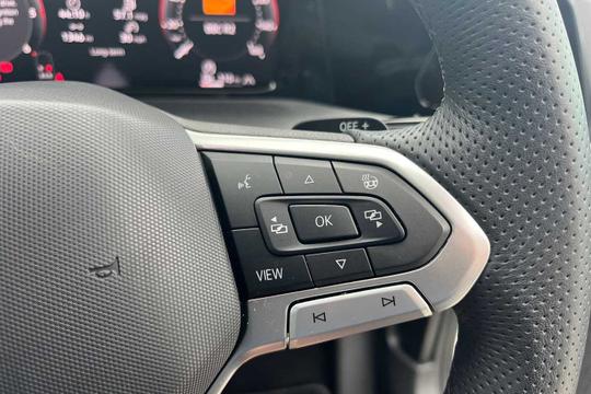 Volkswagen Golf Photo modix-8ab103323956e32e73e645dd5d2068949bd932ec.jpg