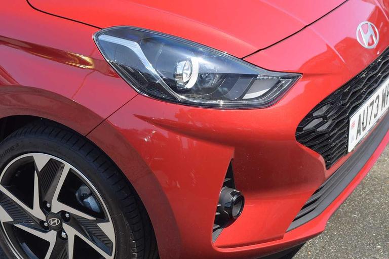 Used Hyundai i10 AU73WHP 4