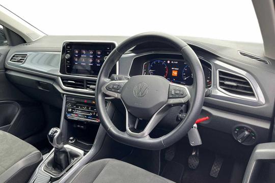 Volkswagen T-roc Photo modix-8d6377c27d675c76c01345fb3faf8126ce7e3eb3.jpg