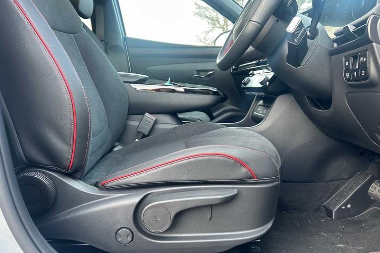 Used Hyundai TUCSON WV75XDK 14