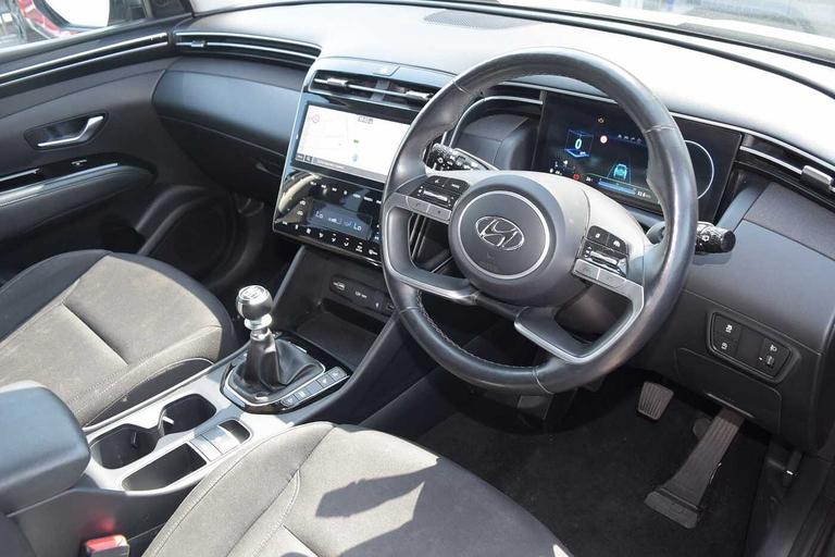 Used Hyundai TUCSON GU71DHF 17