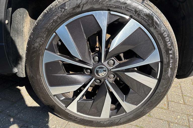 Used Skoda Karoq WN73PXP 5