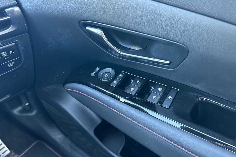 Used Hyundai TUCSON EF25NPV 10