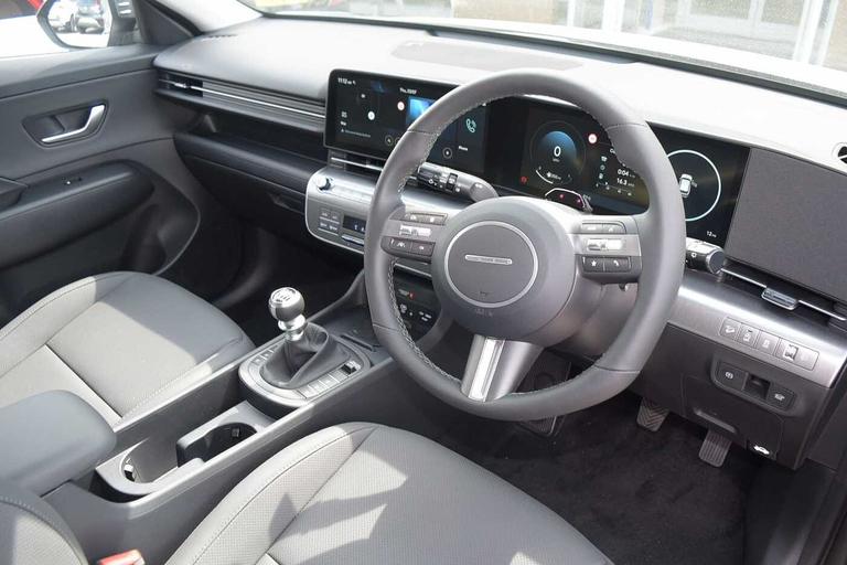 Used Hyundai KONA GV26OAZ 17