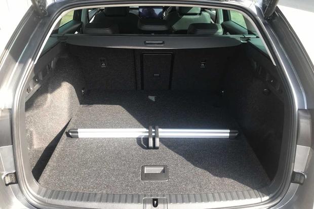 Used Skoda Octavia CV25WPJ 9