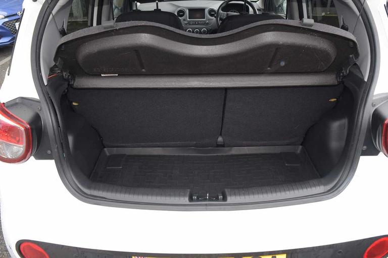 Used Hyundai i10 GU20CCA 16
