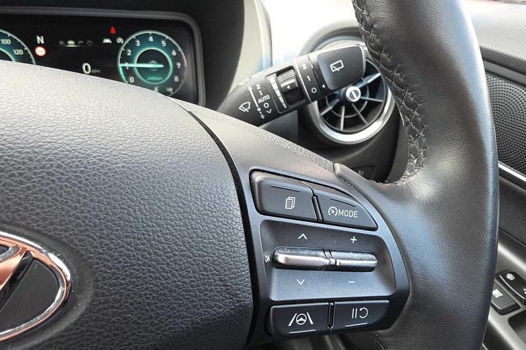 Used Hyundai KONA CU22XZF 18
