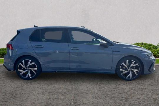 Volkswagen Golf Photo modix-93b55a257e587c4b28861ce0e1506db220e090da.jpg