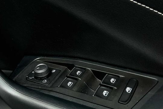 Volkswagen T-ROC Photo modix-9695080cce1621c082d7314b5a98d32aff7e3330.jpg