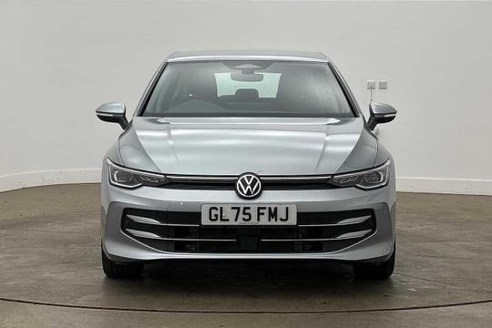 Volkswagen Golf Photo modix-97746e8ec234fb682beca3b41f2d3231b159e777.jpg
