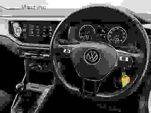 Volkswagen Polo Photo modix-9a13e0c422dc218a11b51bd83d20cb3e1ccf0ac3.jpg