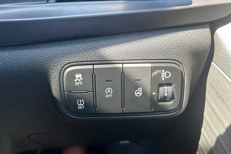 Used Hyundai BAYON YC74LTJ 11