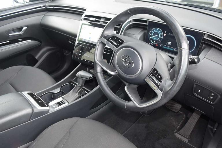 Used Hyundai TUCSON GY23FKA 16